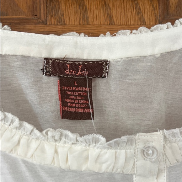 DmBm Sheer Elegant Large Women's Top NWT - Picture 2 of 5